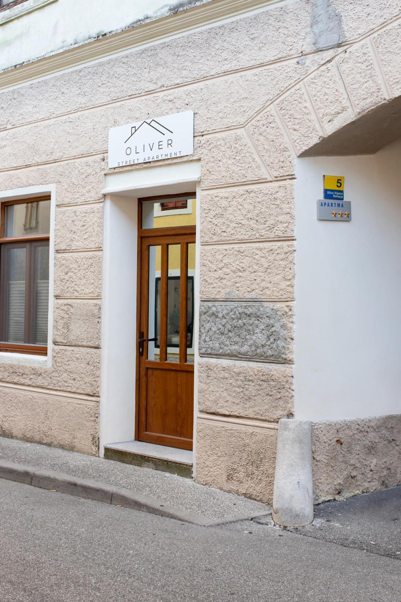 Oliver Street Apartment Vipava Εξωτερικό φωτογραφία
